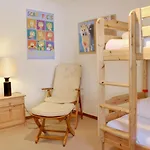 Διαμέρισμα Burgfeld By Interhome *